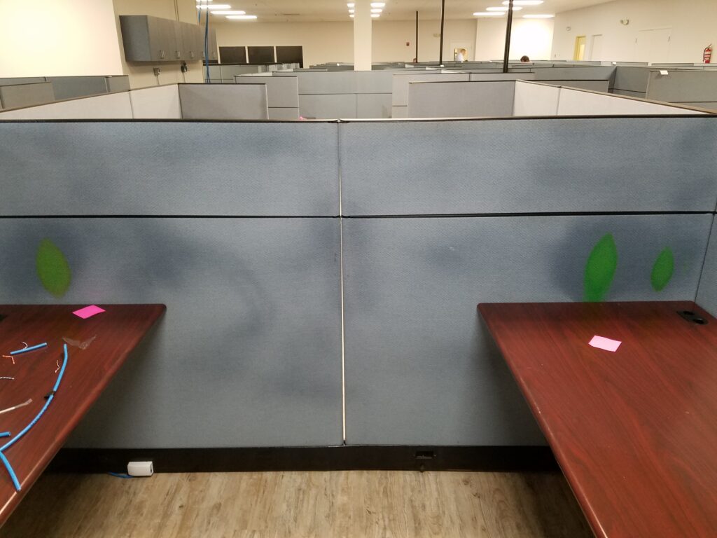 image of dirty cubicle for sonshine carpet cleaning
